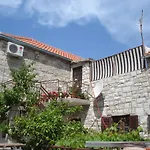 Lucija *