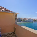 Lucija Apartment *