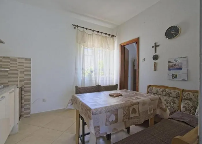 Apartman Lucija