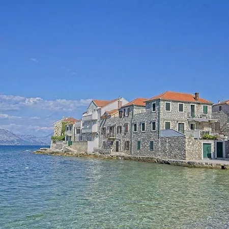 Apartman Lucija *