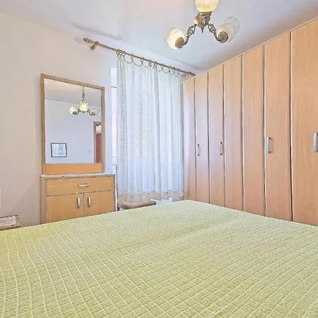 Lucija Apartman