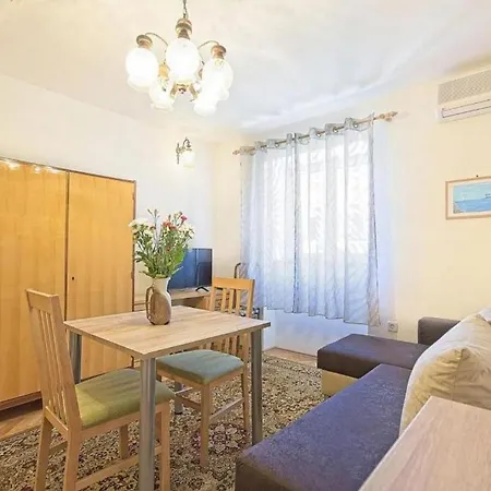 Apartman Lucija
