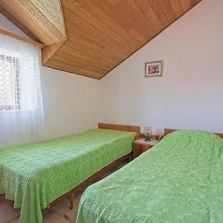 Lucija *